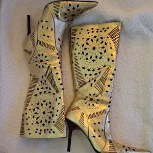 STEVE MADDEN Gold Stiletto Heel Boots